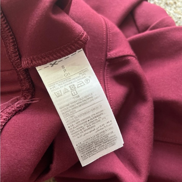 Old Navy Stevie Pants, Two Pairs - Gray and Burgundy Women’s Size S - Picture 6 of 6